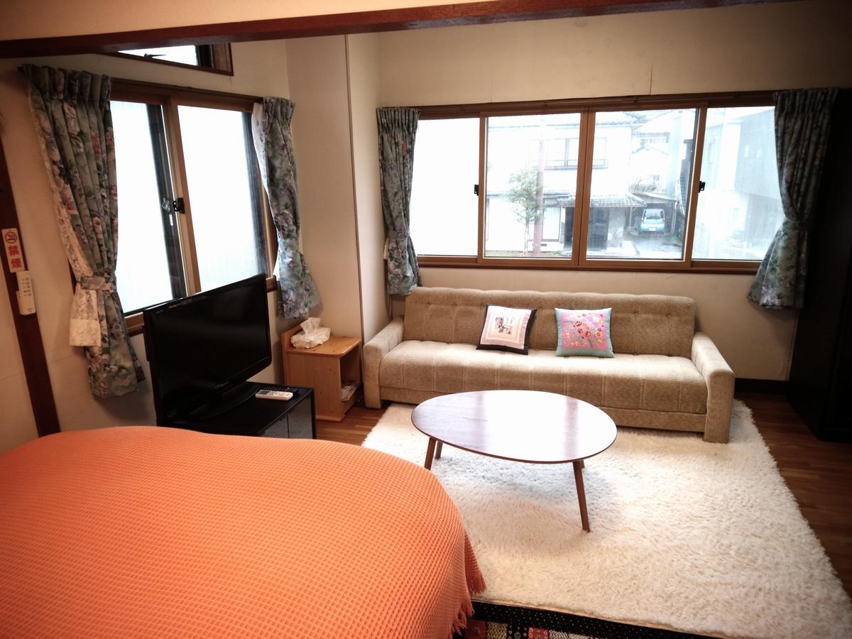 Hitoyoshi Morinohall Ladies In - Female Only Экстерьер фото